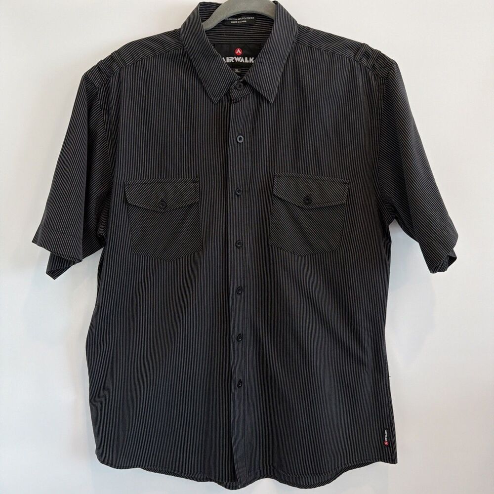 Airwalk Y2K Mens XL Black Pinstripe Button Up Shirt 2 Pocket Logo Tag Streetwear